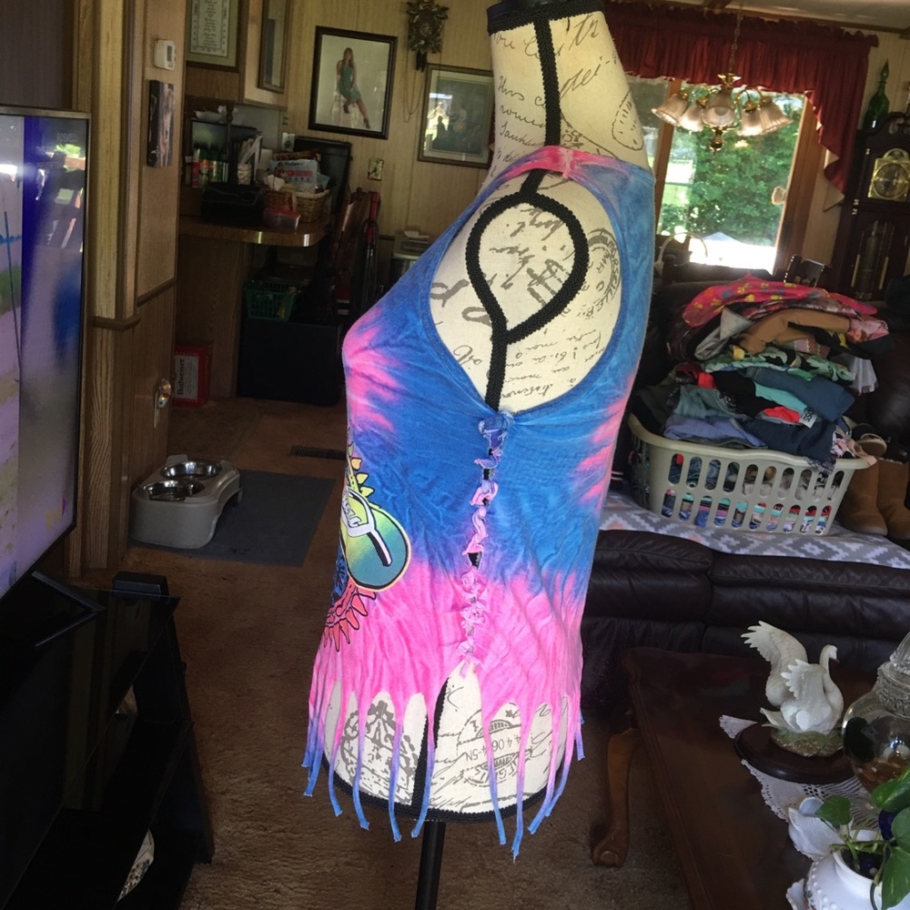 Women’s tie-dye Bahamas cut tank top - Picture 10 of 16